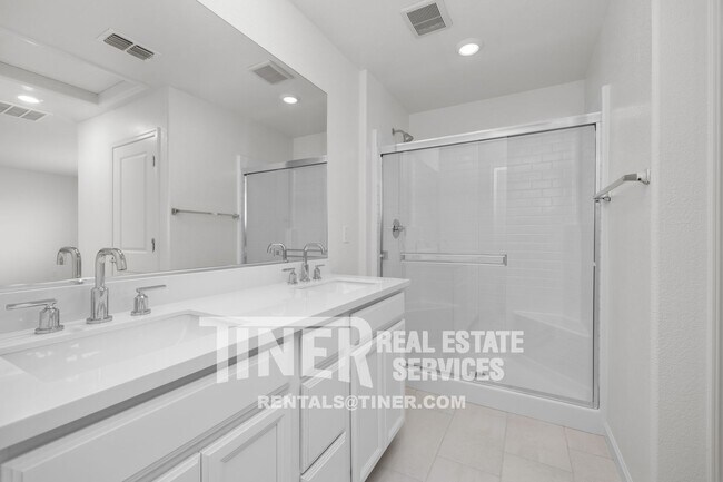 Building Photo - 12854 Orrick Ct