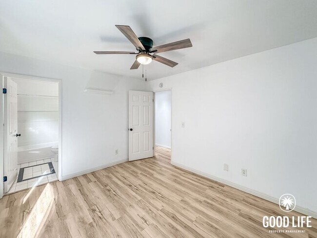 Building Photo - 3929 33rd St