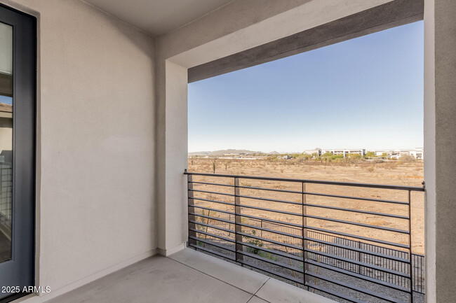 Building Photo - 2121 Sonoran Desert Dr