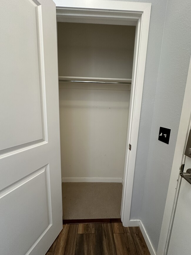 Coat closet - 4100 Albion St