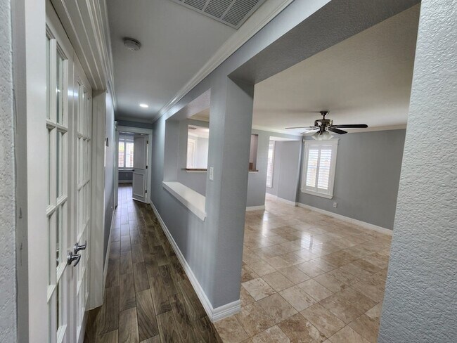 Building Photo - 15506 Red Pine Ridge Way