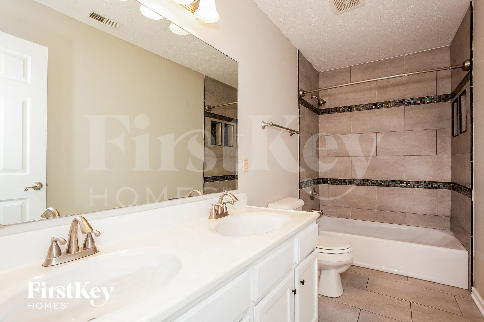 Building Photo - 10010 Fountain Springs Ct