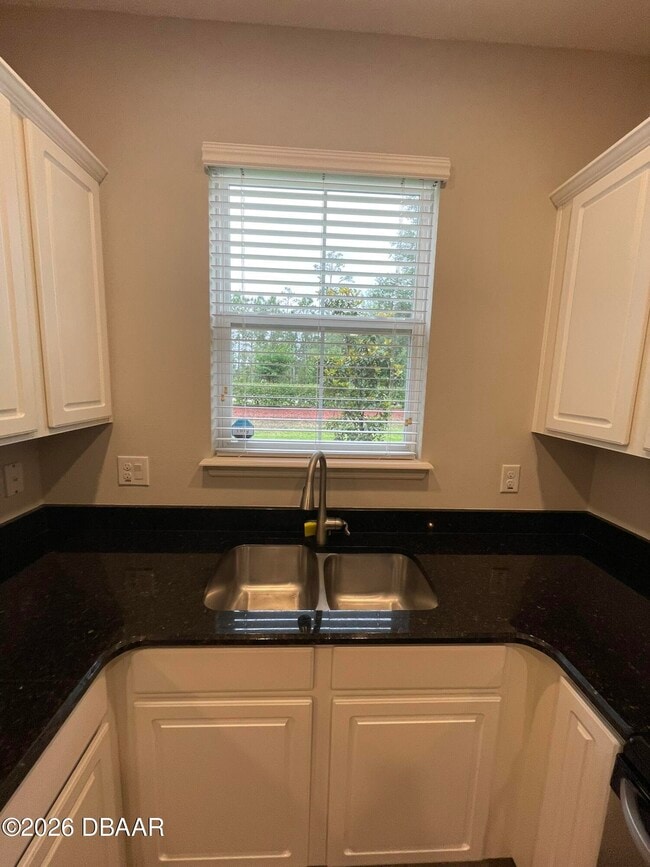 Building Photo - 207 Wentworth Grande Dr