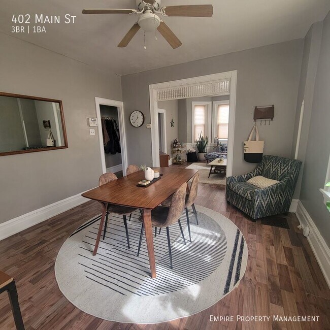 Building Photo - 3 Bedroom / 1 bathroom Home in Hellertown!!