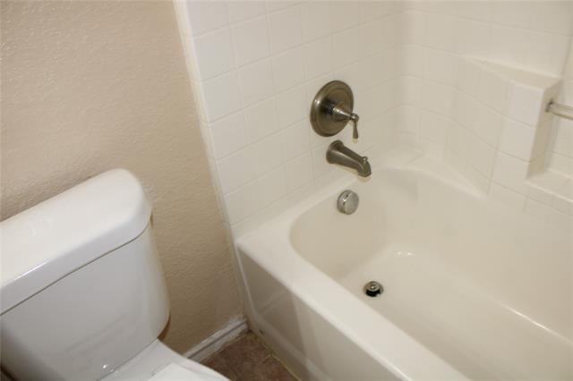 Building Photo - 1245 Redman Ave