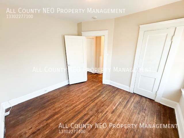 Building Photo - 3003 Portman Ave