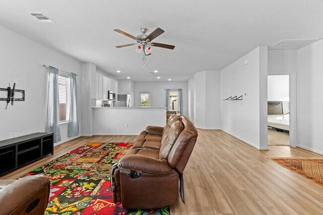 Building Photo - 216 Blue Hibiscus Dr