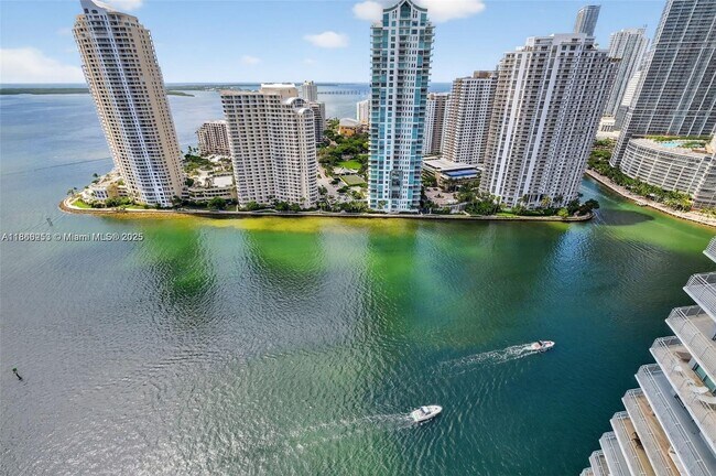 Building Photo - 335 S Biscayne Blvd