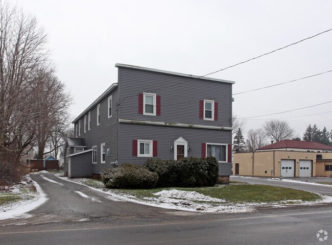 Building Photo - 82 Ridge Rd