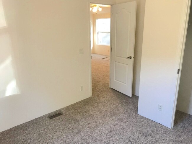 Building Photo - Mountain Living. 3 bedroom 2 bath home in Pecos, NM.