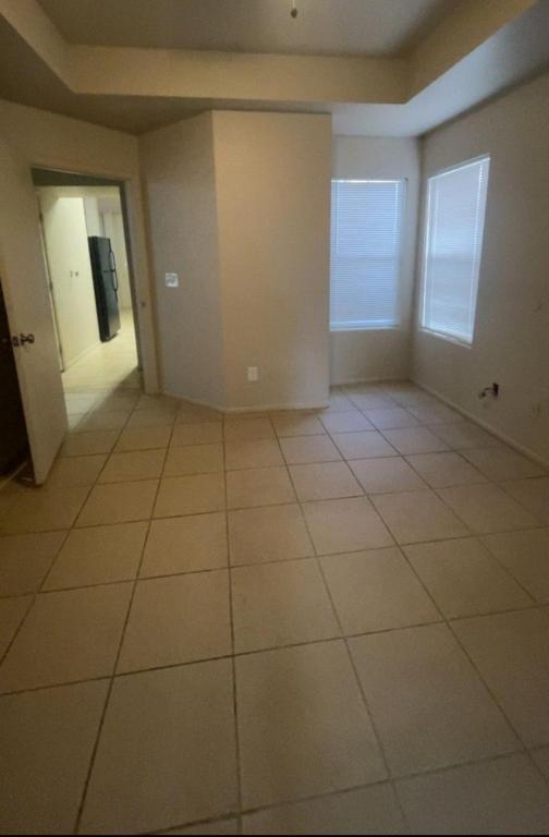 Building Photo - 3556 W Avenida Del Mar