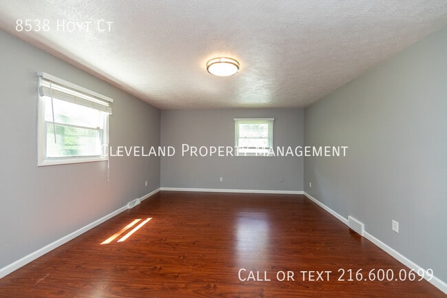 Building Photo - 8538 Hoyt Ct