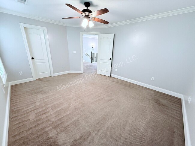 Building Photo - 3BR/3BA For Rent