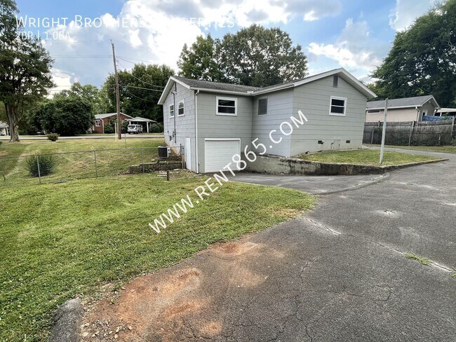Building Photo - 439 Taliwa Dr