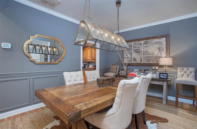 Building Photo - 308 East Promenade