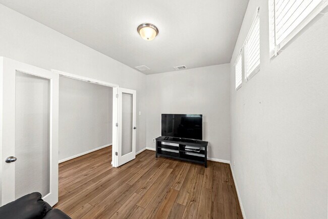 Building Photo - Room to Gather, Relax, and Enjoy Everyday Living