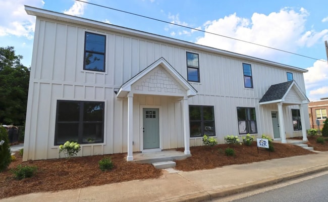 Building Photo - Pre-Leasing for the 26-27 School Year! Brand New Duplex In The Sought After Rosewood Columbia Are...