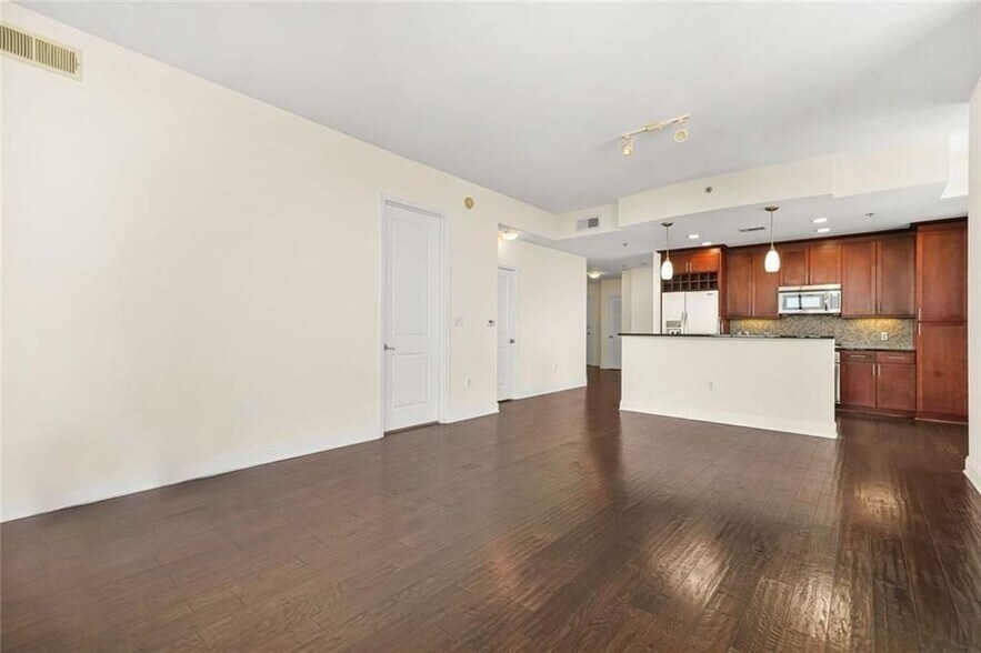 Building Photo - 270 17th St NW