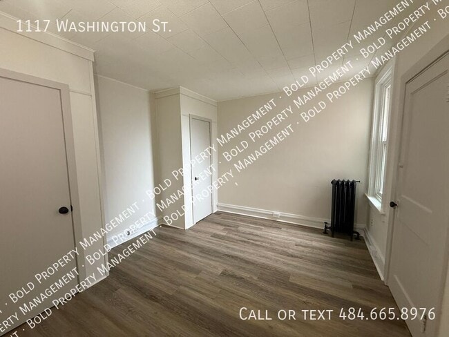Building Photo - 1117 Washington St
