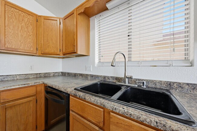 Building Photo - 18837 N 43rd Pl