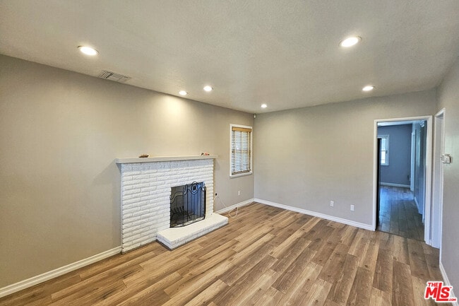 Building Photo - 22957 Stagg St