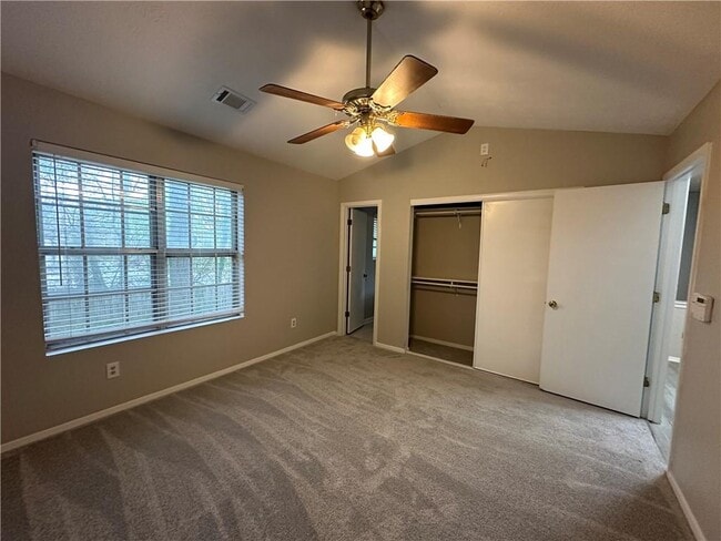 Building Photo - 115 Yatley Ct