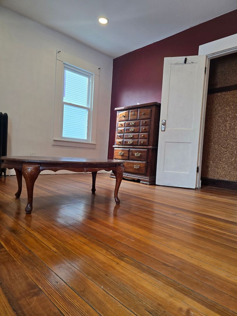 Building Photo - 49 Royal St