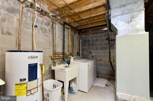 Building Photo - 11732 Mossy Creek Ln