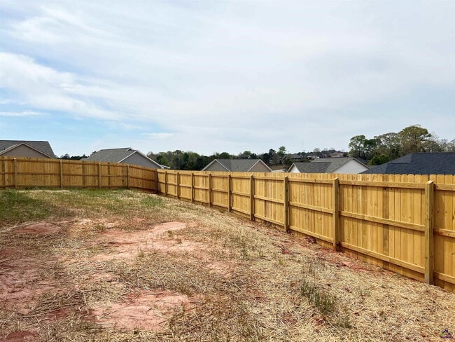 Building Photo - 202 Red Tail Cir