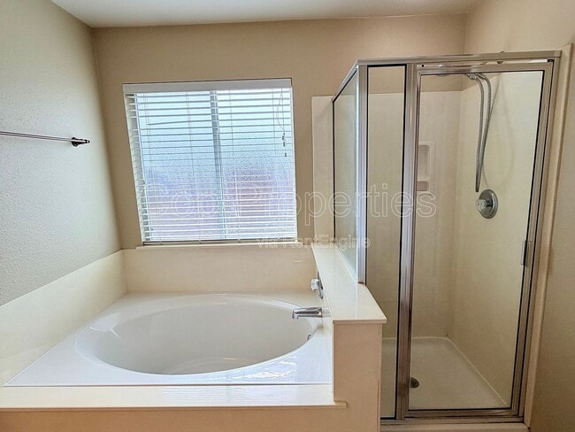 Building Photo - 25526 Gold Yarrow