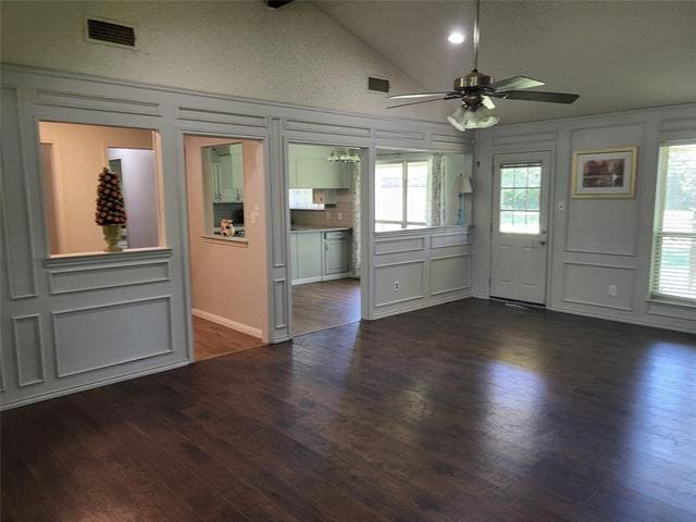 Building Photo - 1106 Meadowview Dr