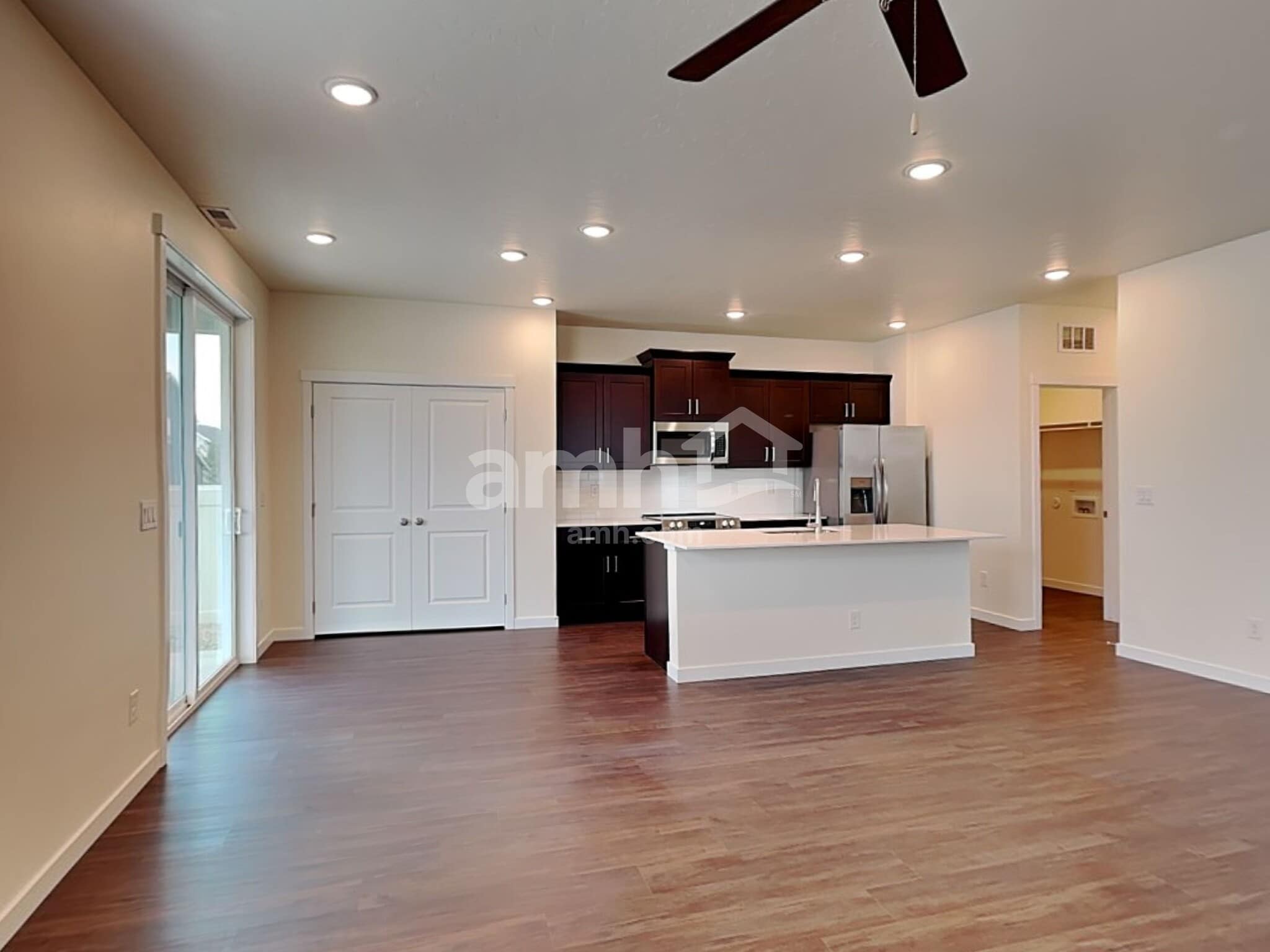 Building Photo - 9475 W Shumard St