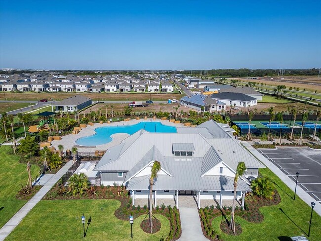 Building Photo - 7504 Lantern Park Ave