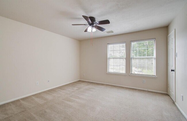 Building Photo - 14555 Gleaming Rose Dr