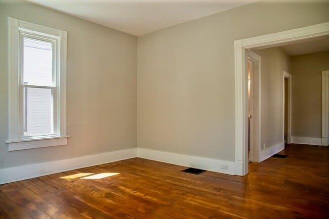 Building Photo - 51 Colfax St NE