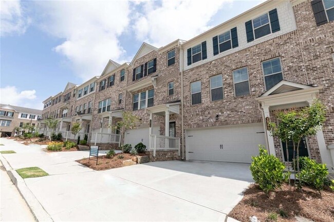 Building Photo - 1555 Brantin Dr
