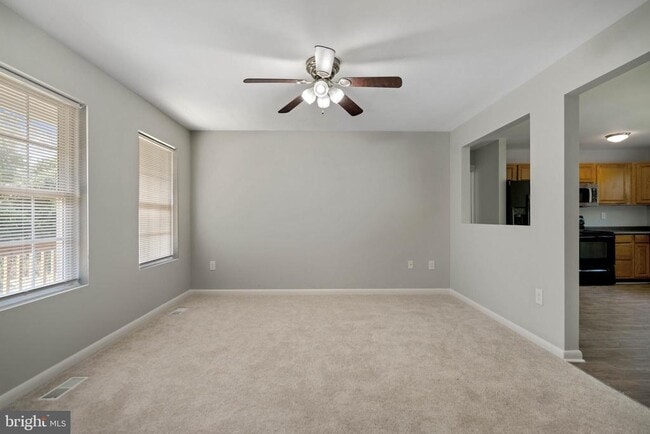 Building Photo - 430 Cedar Creek Dr