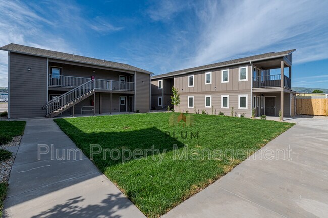 Building Photo - 2416 McDonald Ave