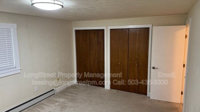Building Photo - 2995 Fir Oaks Dr SW