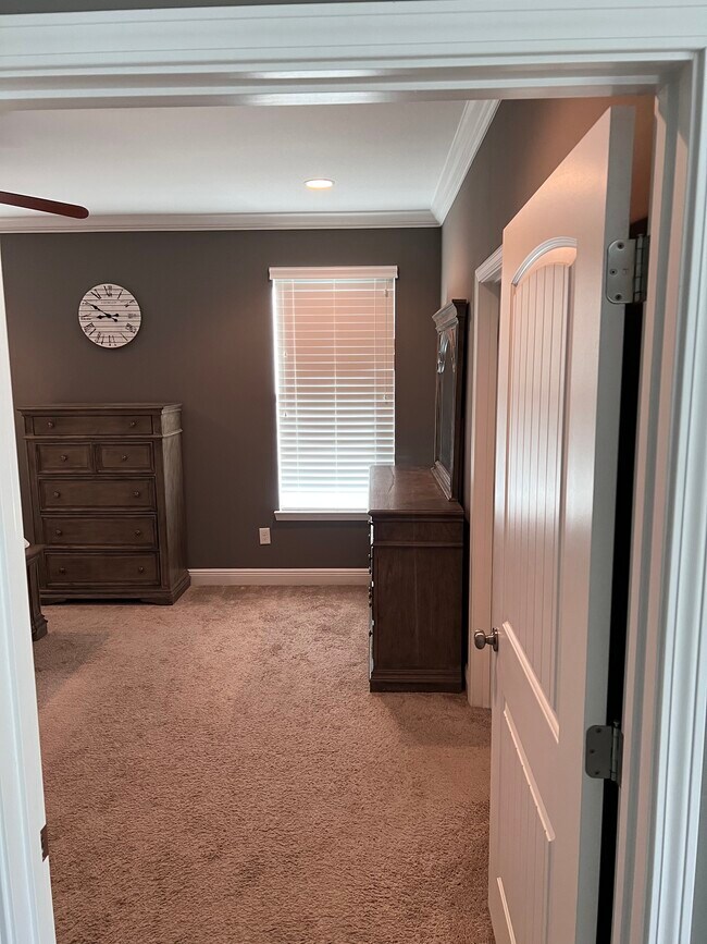 Building Photo - 8283 Calle Mio