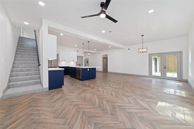 Building Photo - 11931 S Red Cedar Cir