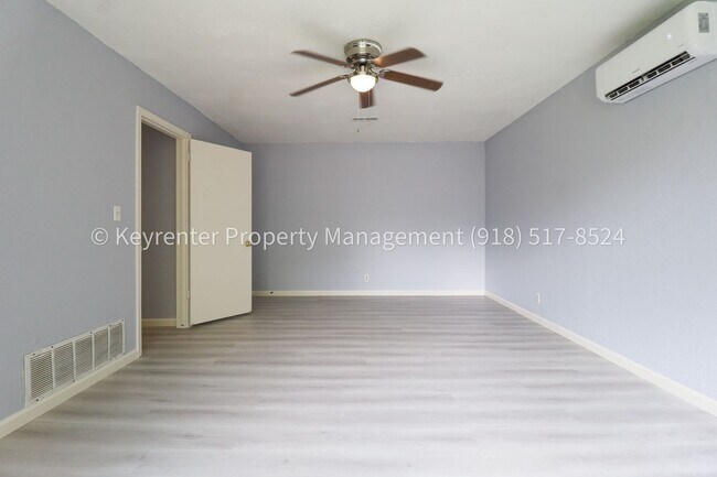Building Photo - 1609 S Chestnut Ave