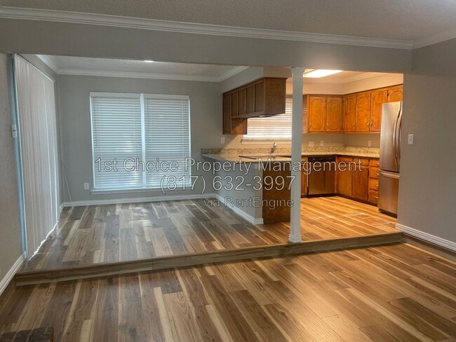 Building Photo - 1516 Oakridge Ct W