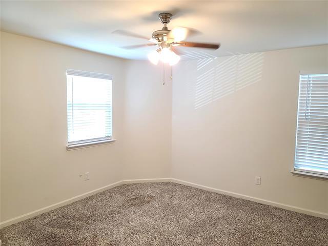 Building Photo - 104 Lady Bird Ct