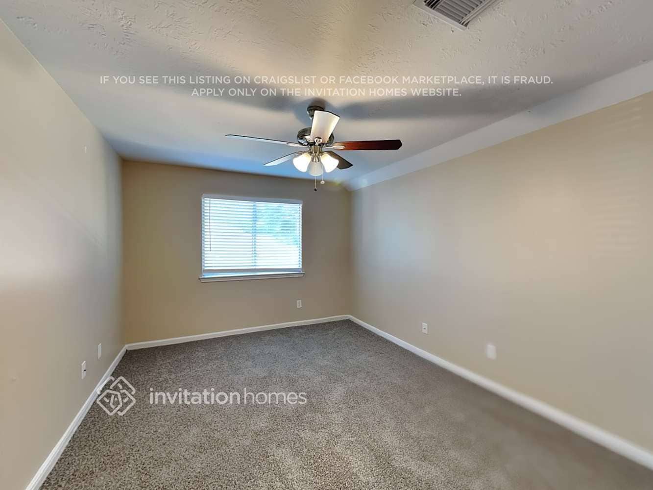 Building Photo - 23534 Tayman Park Dr