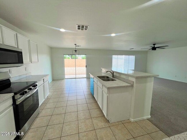 Building Photo - 17514 W Caribbean Ln