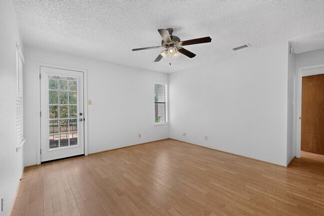 Building Photo - 8418 Fathom Cir