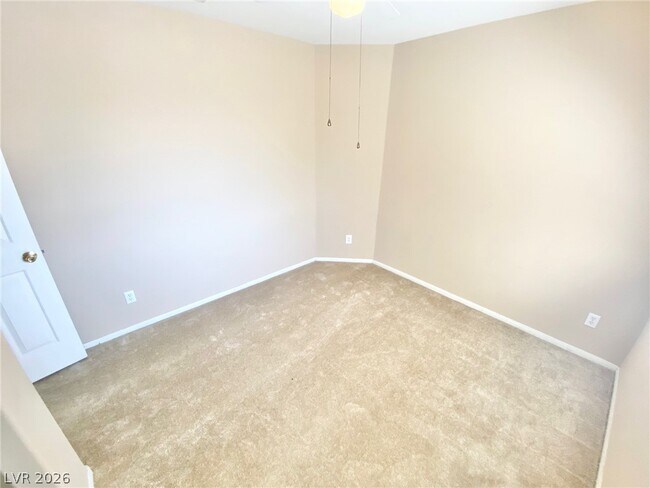 Building Photo - 4678 Carefree Dr