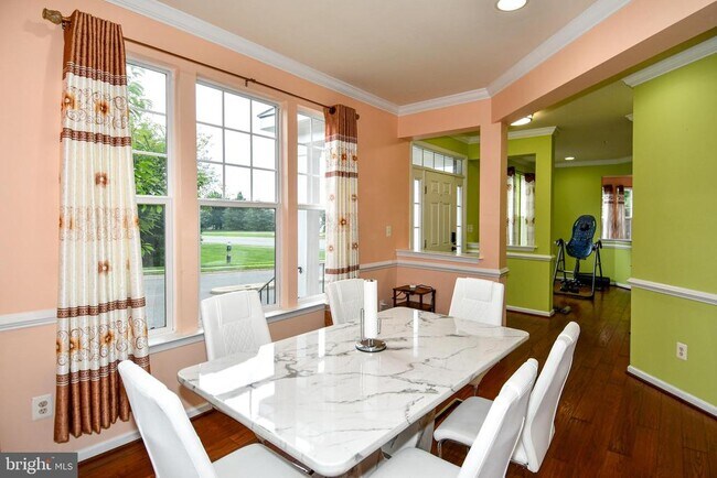 Building Photo - 10001 Orland Stone Dr