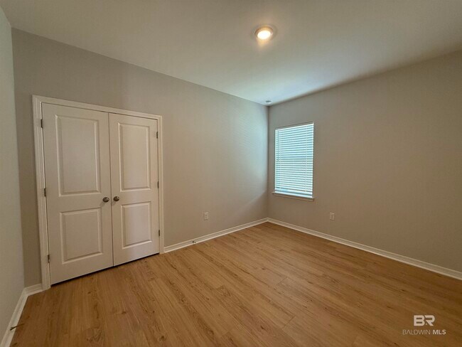 Building Photo - 23903 Dominus Dr